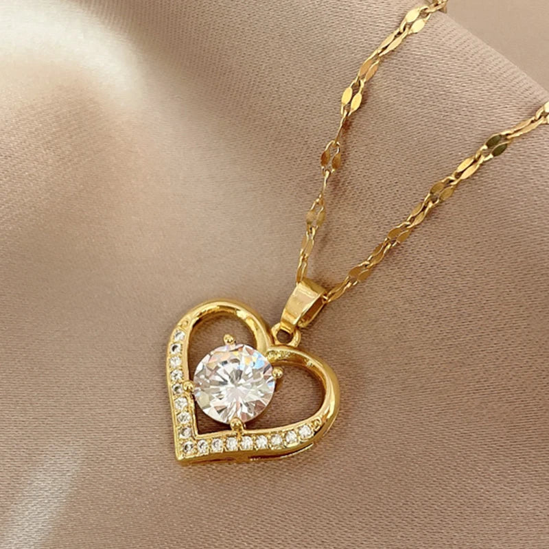 Artificial Gems Heart Necklace