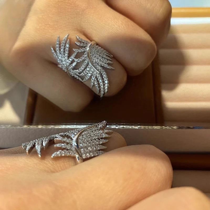 Feather Design Ring