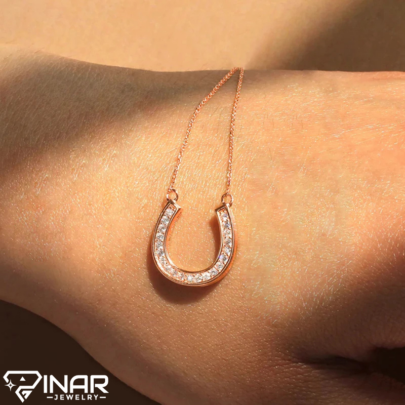 Horseshoe Necklace